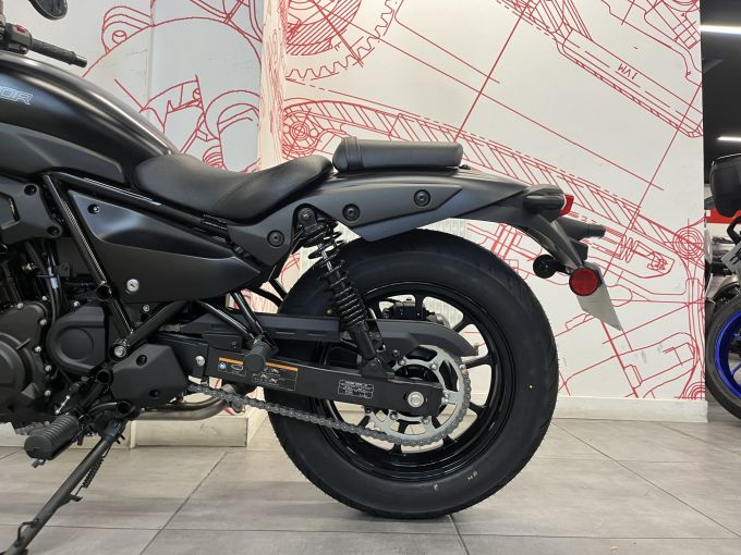 KAWASAKI Eliminator 500 SE 4