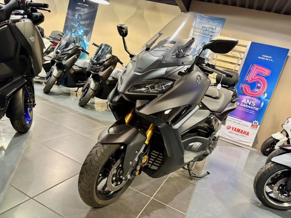 YAMAHA XP T-MAX 560 TECH MAX 4