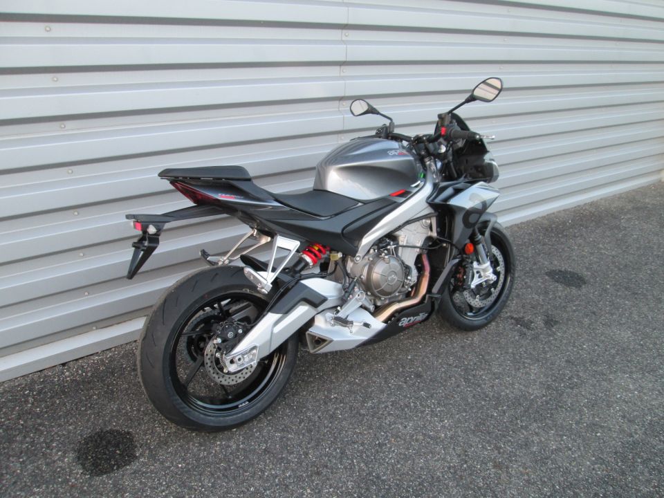 APRILIA TUONO 660 4