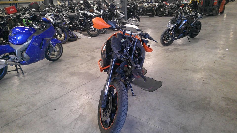 KTM 1090 ADVENTURE 4