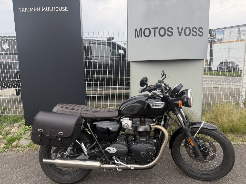 TRIUMPH Bonneville T100 4