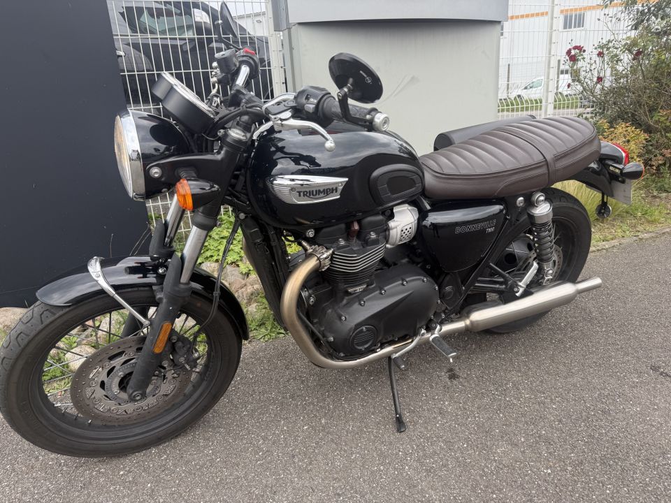 TRIUMPH Bonneville T100 4