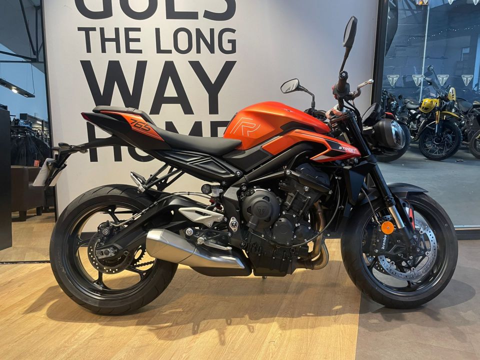 TRIUMPH STREET TRIPLE 765 R 4