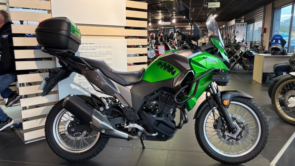 KAWASAKI VERSYS-X 300 4