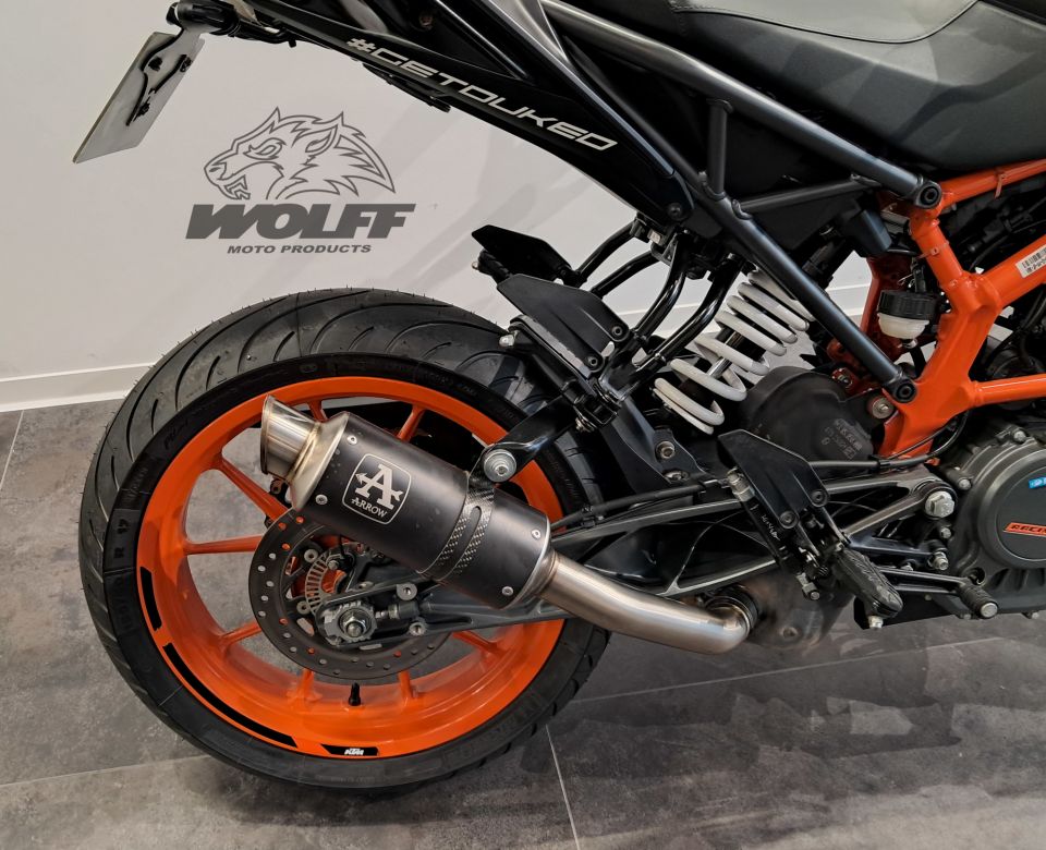 KTM 125 DUKE ABS 4
