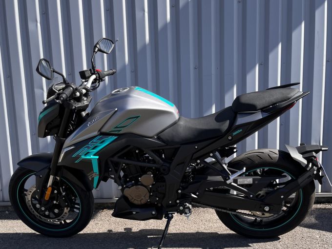 VOGE 300R 4