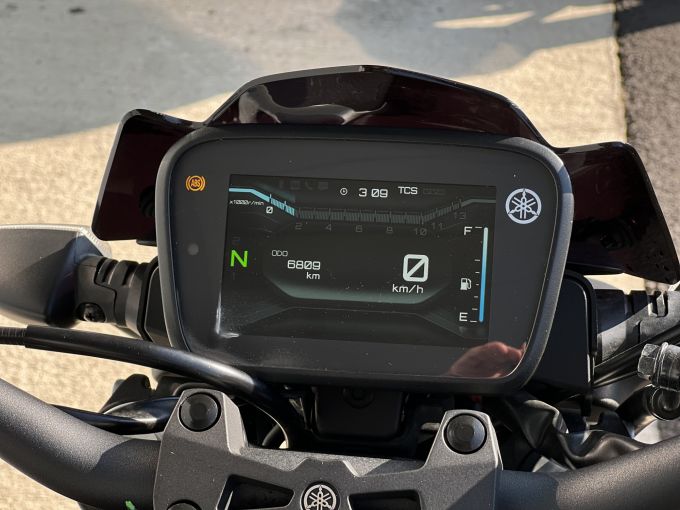 YAMAHA MT-125 ABS 4