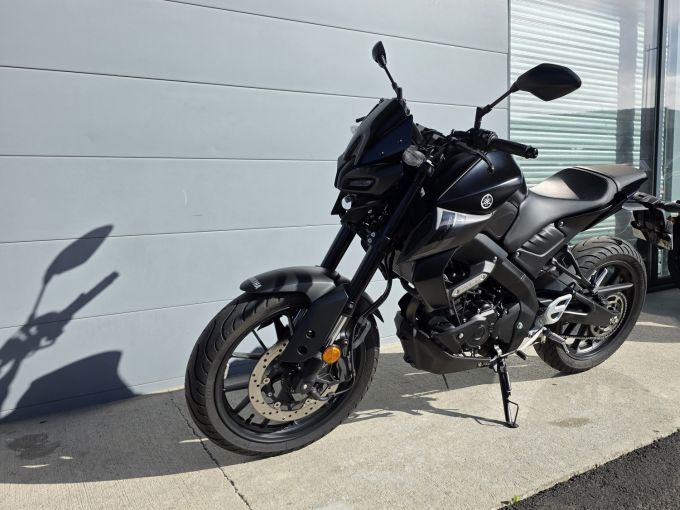 YAMAHA MT-125 ABS 4