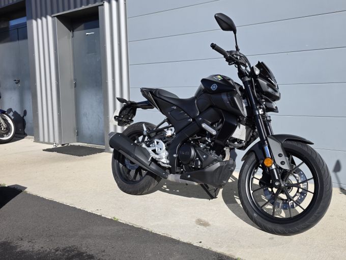 YAMAHA MT-125 ABS 4