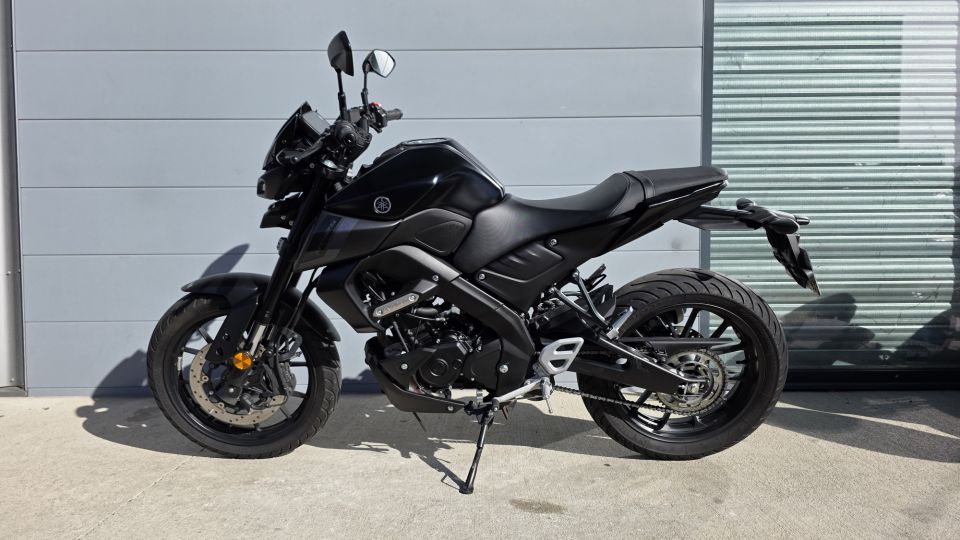 YAMAHA MT-125 ABS 4