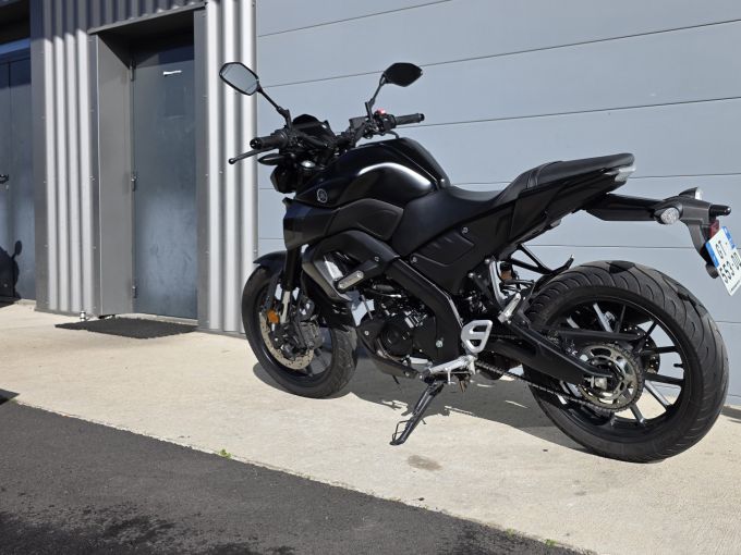YAMAHA MT-125 ABS 4