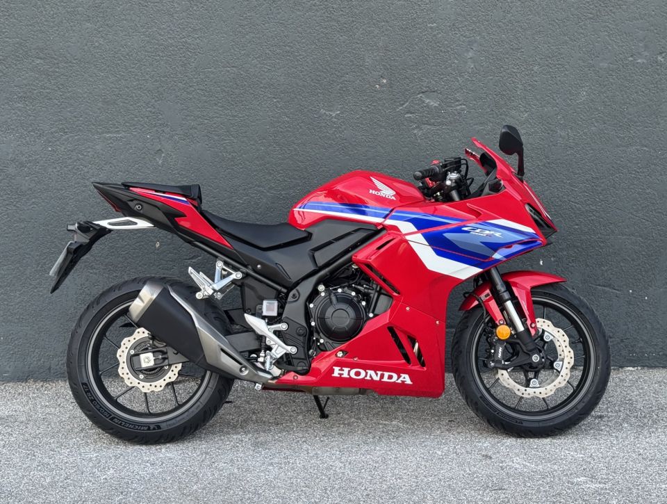 HONDA CBR 500 R 4