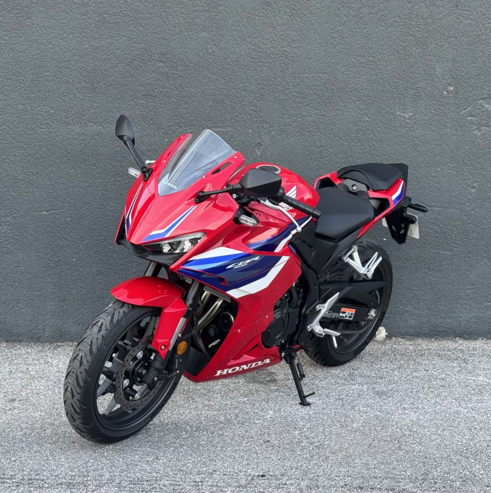 HONDA CBR 500 R 4
