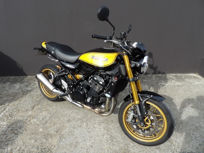 KAWASAKI Z900RS SE 4