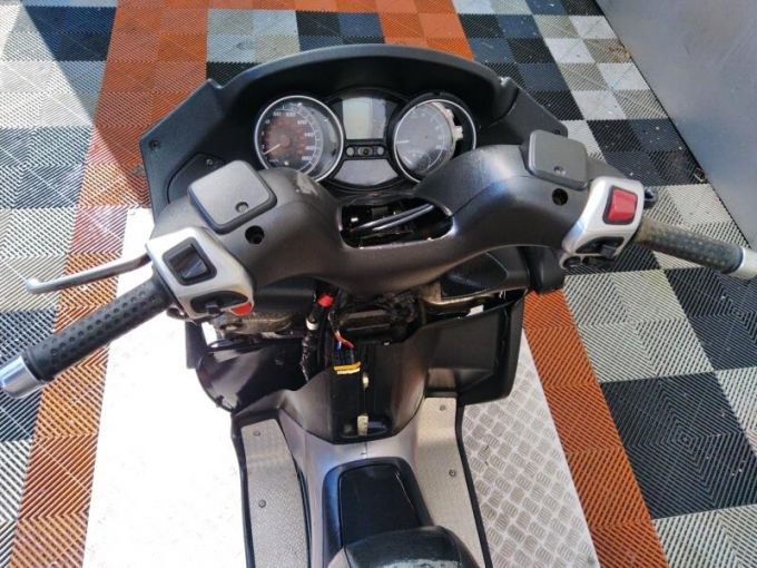 PIAGGIO MP3 400 RL 4