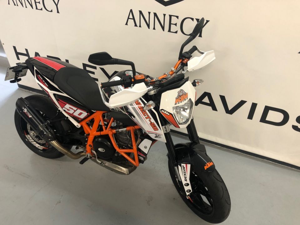 KTM 690 DUKE 4