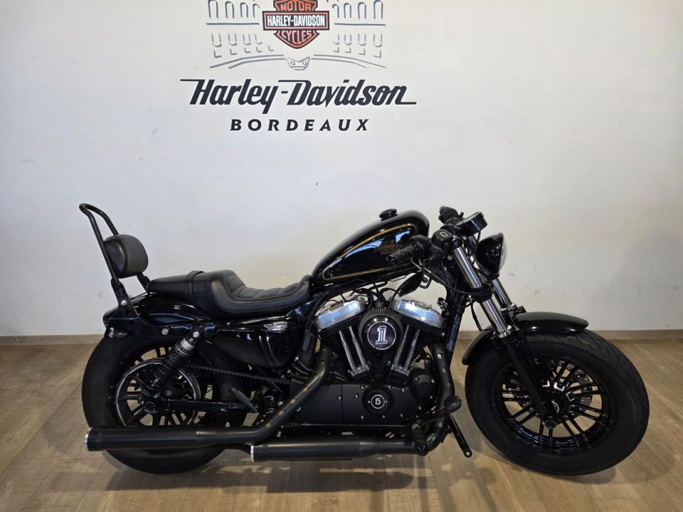 HARLEY-DAVIDSON SPORTSTER FORTY-EIGHT 1200 4