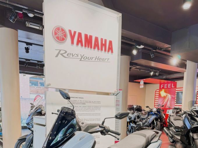 YAMAHA NMAX 125 TECH MAX 4