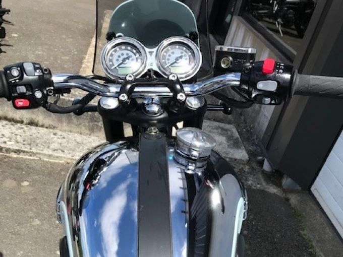 TRIUMPH BONNEVILLE T120 4