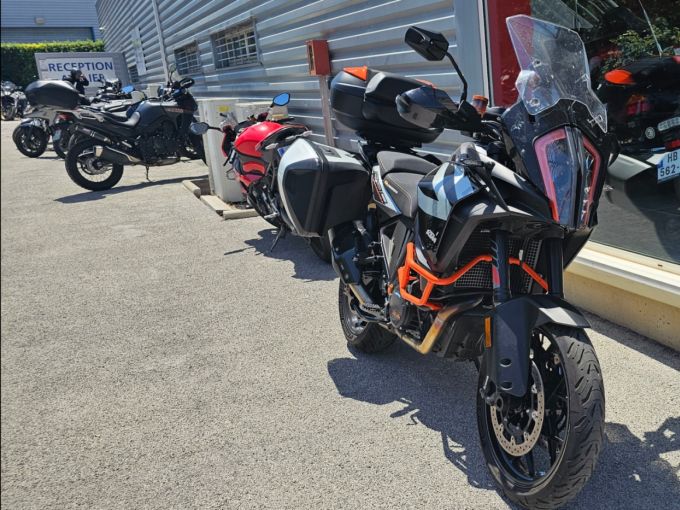 KTM 1290 ADVENTURE S AKRAPOVIC 4