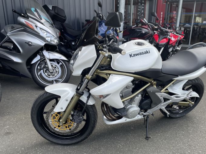 KAWASAKI ER-6 4