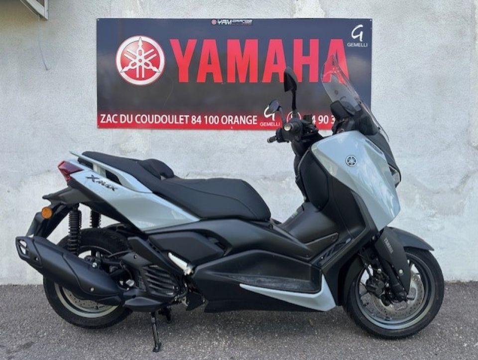 YAMAHA XMAX 125 TECH MAX 4