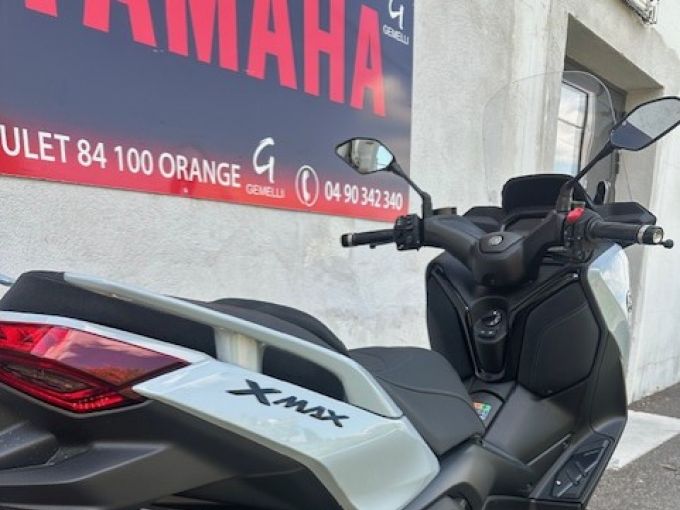YAMAHA XMAX 125 TECH MAX 4