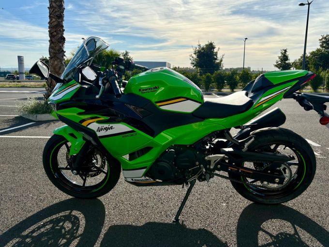 KAWASAKI Ninja 500 SE 4