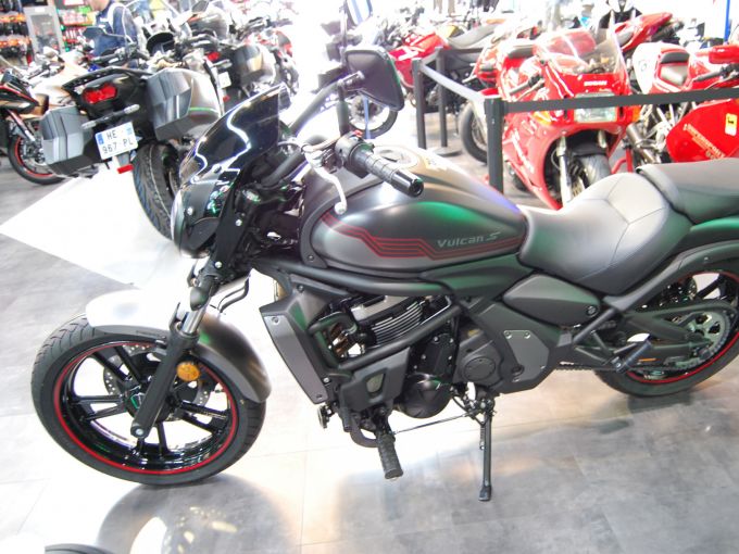 KAWASAKI VULCAN 650 S PERFORMANCE 4
