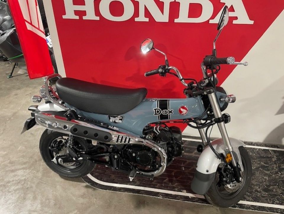 HONDA DAX ST 4