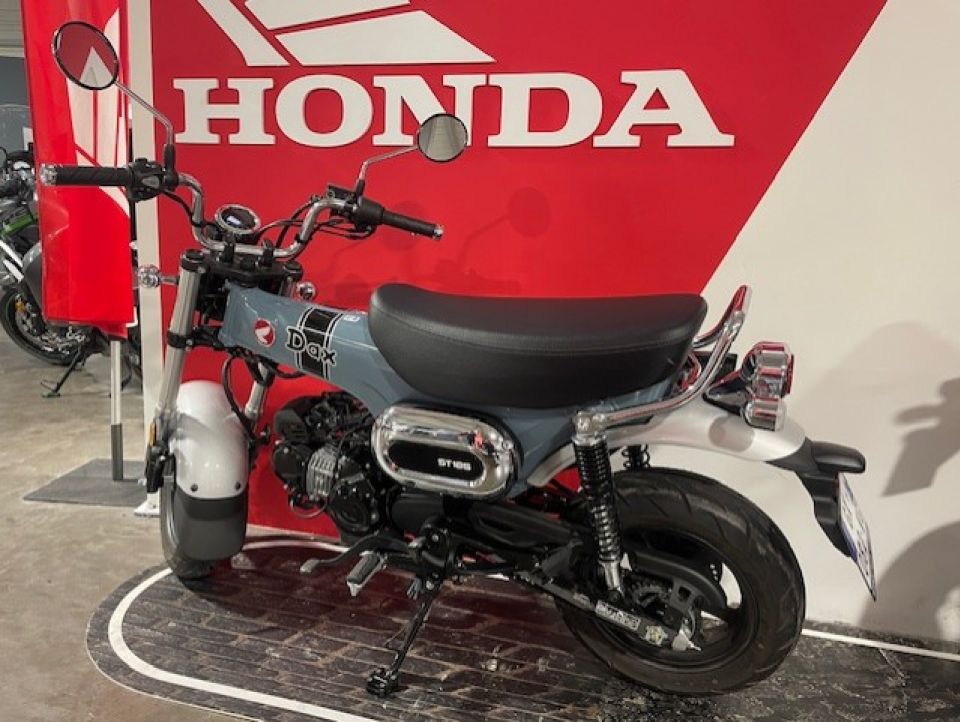 HONDA DAX ST 4