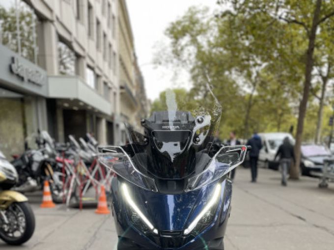 HONDA NT1100 DCT 4