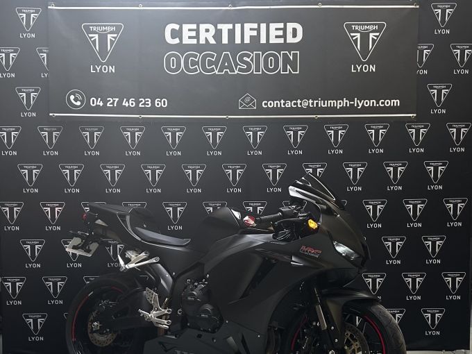 HONDA CBR 600 RR 4