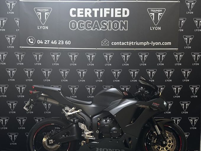 HONDA CBR 600 RR 4