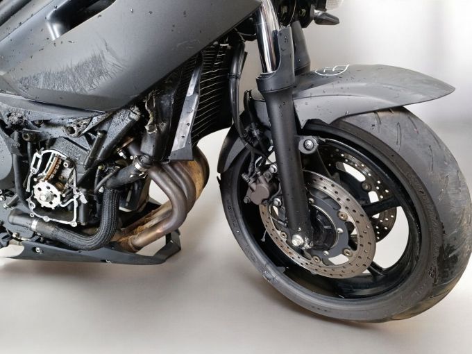 YAMAHA XJ 600 DIVERSION 4