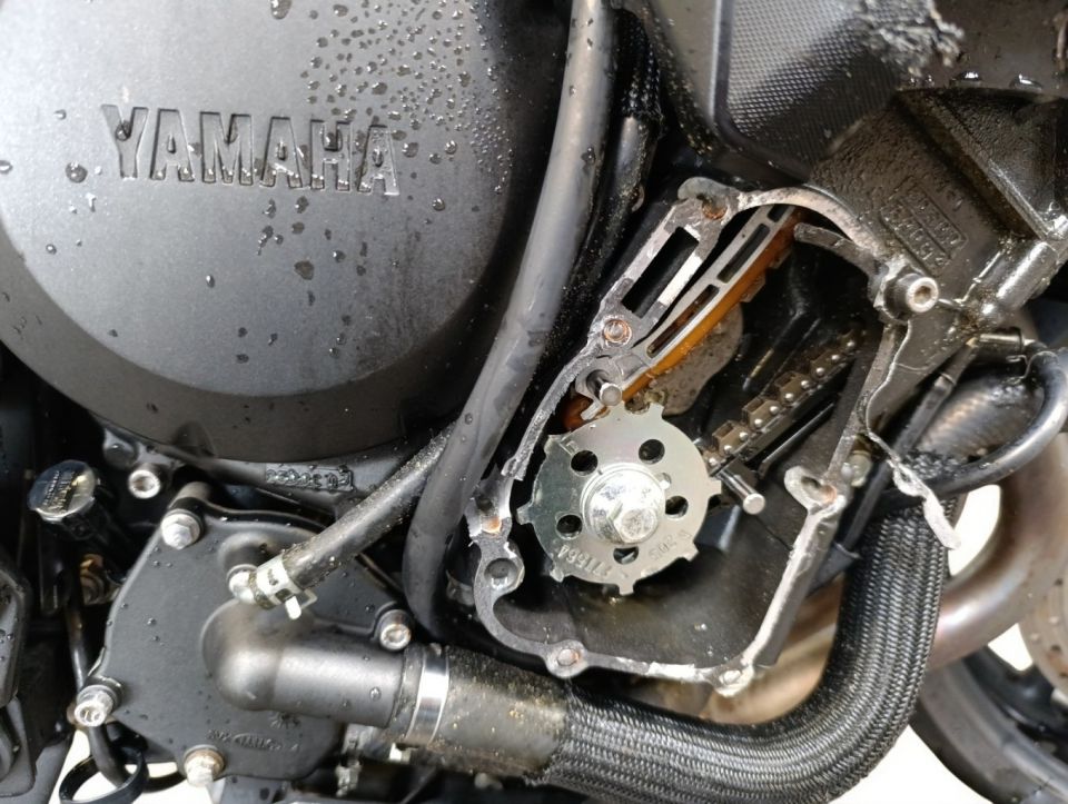 YAMAHA XJ 600 DIVERSION 4