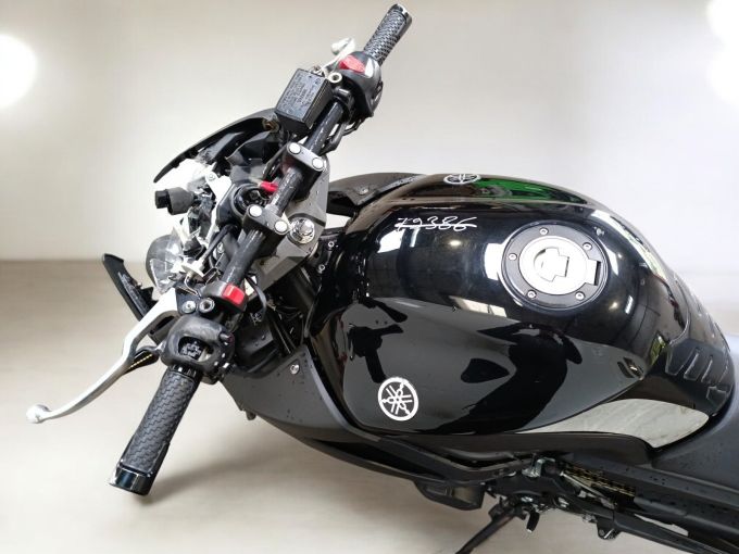 YAMAHA XJ 600 DIVERSION 4
