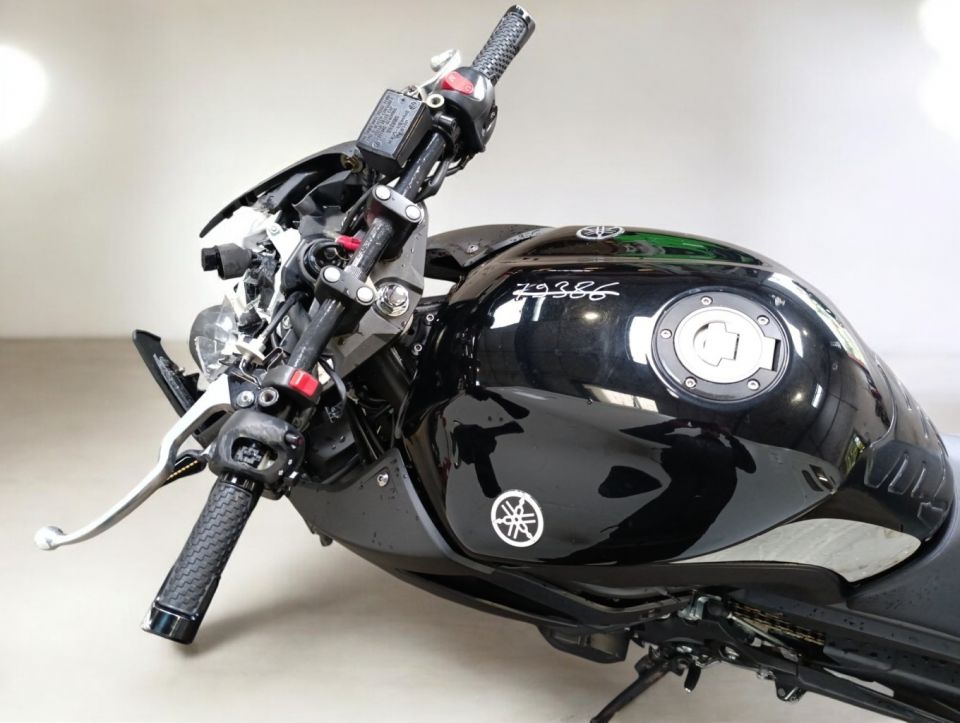 YAMAHA XJ 600 DIVERSION 4