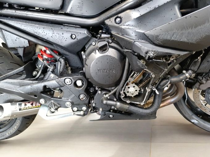 YAMAHA XJ 600 DIVERSION 4