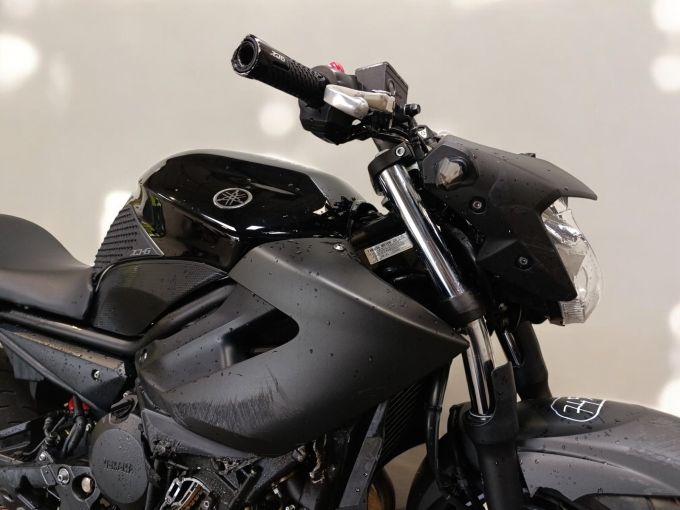 YAMAHA XJ 600 DIVERSION 4