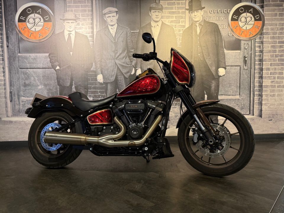 HARLEY-DAVIDSON SOFTAIL LOW RIDER 1868 S 4