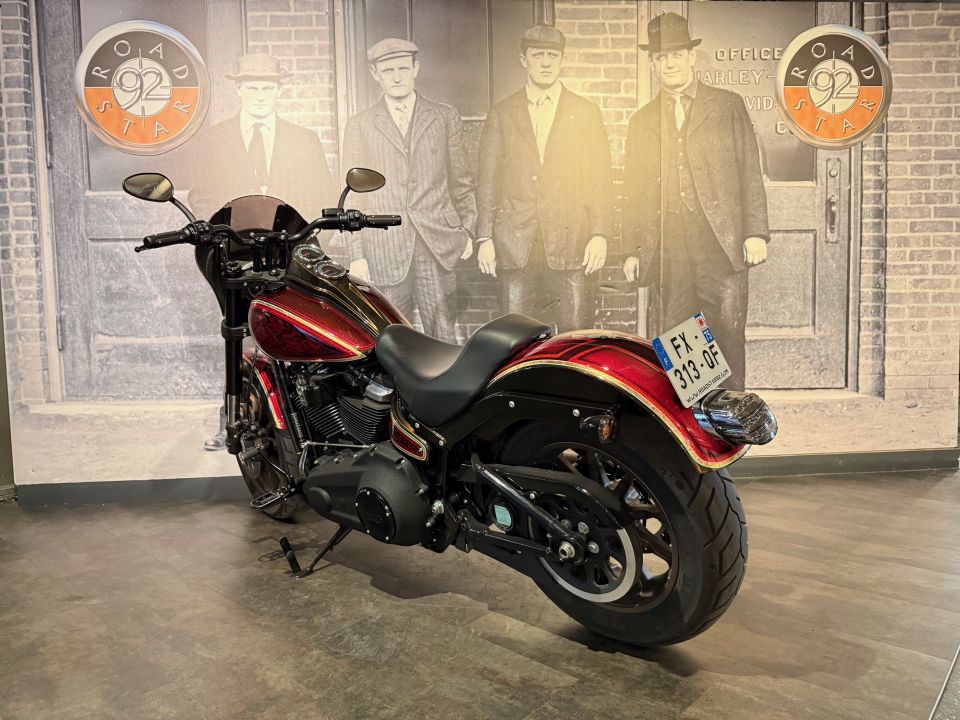 HARLEY-DAVIDSON SOFTAIL LOW RIDER 1868 S 4