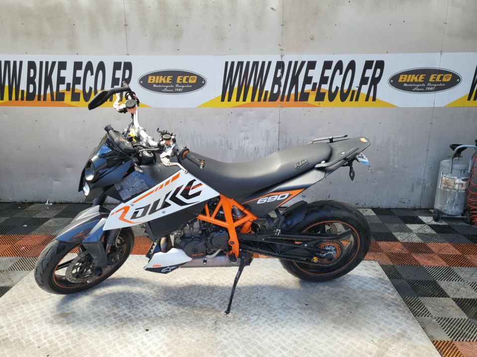 KTM 690 DUKE R 4