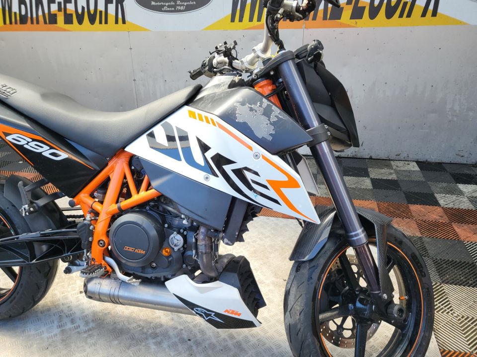 KTM 690 DUKE R 4