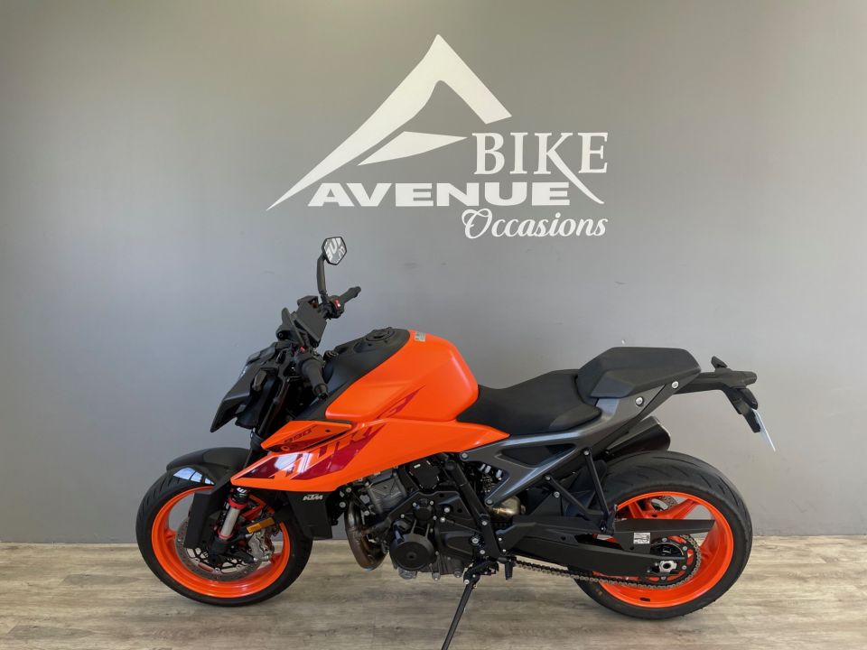 KTM 990 DUKE 4