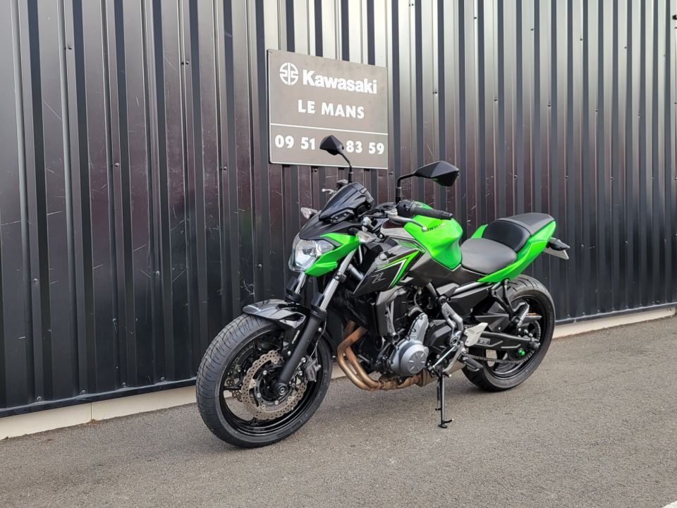 KAWASAKI Z 650 (47.5CV) 4