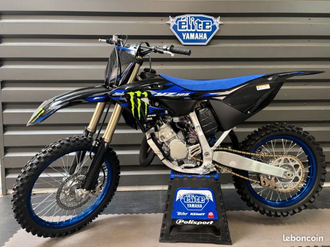 YAMAHA YZ125 MONSTER ENERGY 4