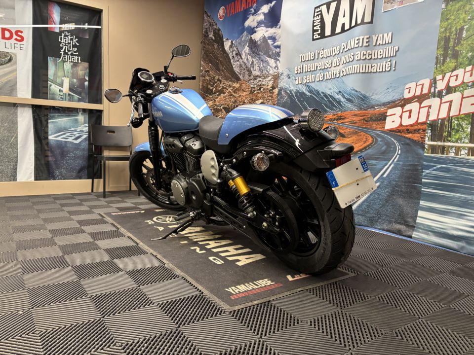 YAMAHA XV 950 BOLT R 4