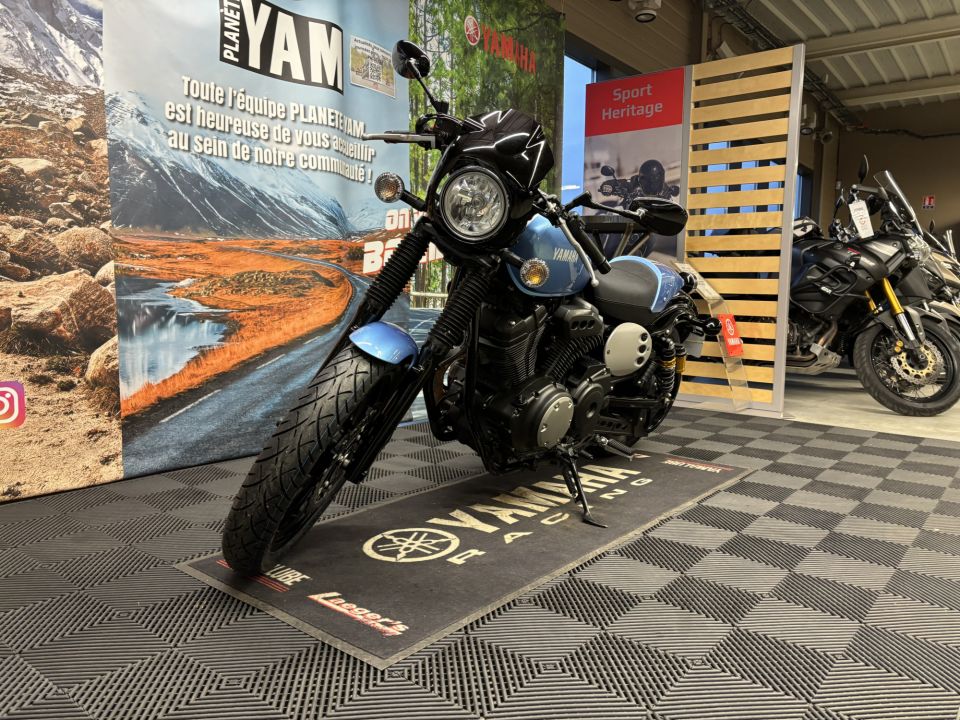 YAMAHA XV 950 BOLT R 4