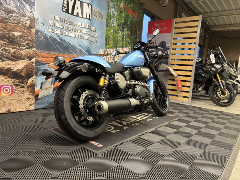 YAMAHA XV 950 BOLT R 4